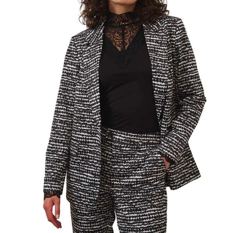 Graphic Illusion Blazer In Print